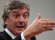 Collor propõe redução no número de comissões do Senado