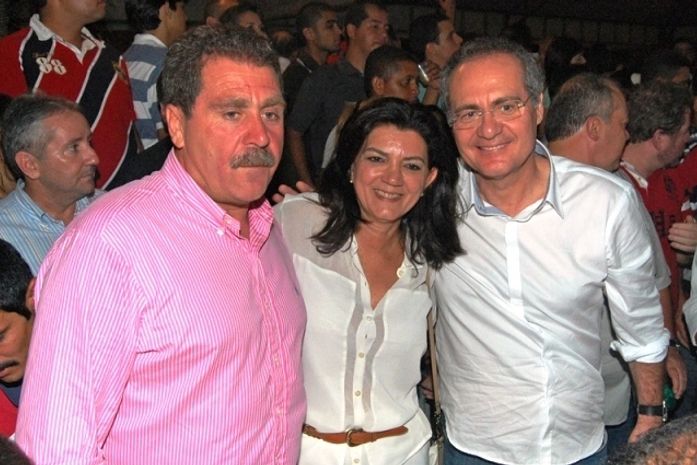 Prefeitos Remi (Murici) e Vânia Uchôa (Messias) com o senador Renan