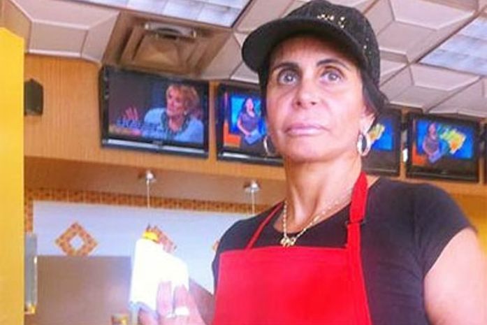 Gretchen pede para Sula Miranda buscar seus filhos