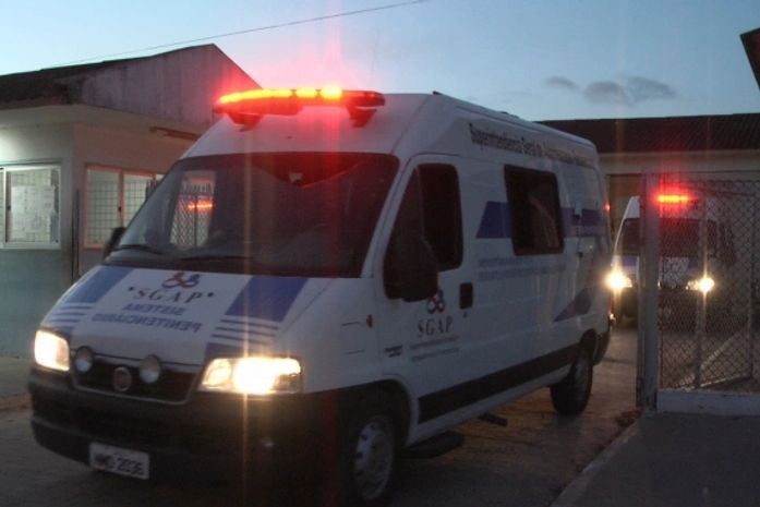 Transferencia de presos para o presídio de segurança máximaTransferencia de presos para o presídio de segurança máxima