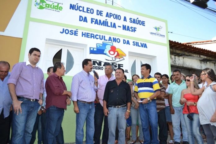 Marlan Ferreira entrega mais uma bateria de obras à população