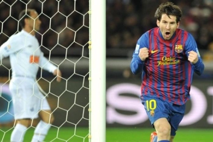 Messi arrasa Leverkusen, marca 5 gols e faz história no Camp Nou