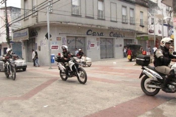 Internauta mostra o reforço policial no Centro de Maceió