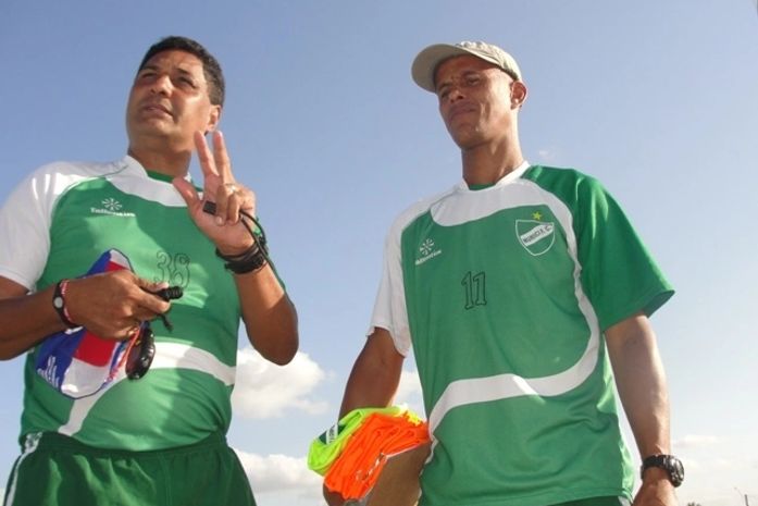 Flávio Barros e o auxiliar Joécio Barbosa