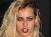 Alice Dellal é confirmada como o novo rosto da grife Chanel