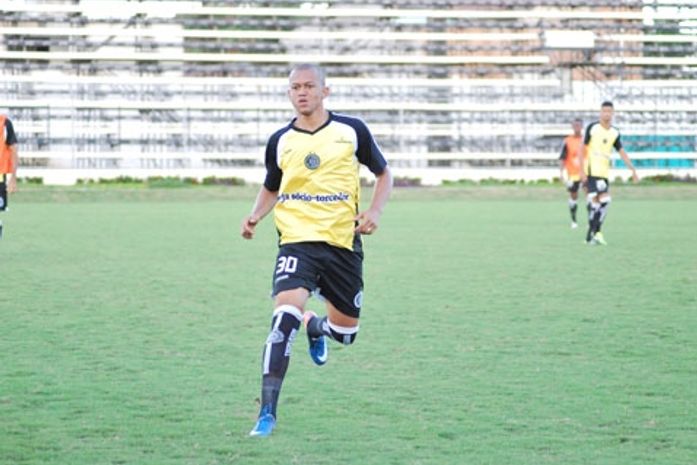 Depois de alto investimento, Cruzeiro empresta R. Alagoano para estreante