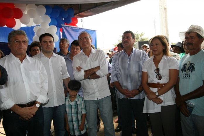Téo,Renan Filho, o menino Enzo,Renan e Remi