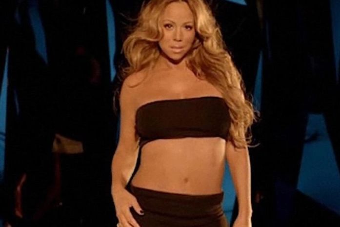 Após gravidez, Mariah Carey exibe barriga sequinha em comercial