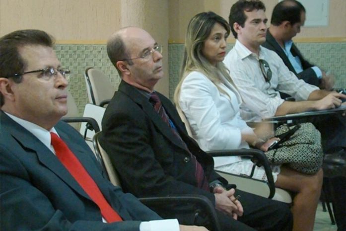 Coronel Edmilson (terno escuro) falou sobre a posição da Seds