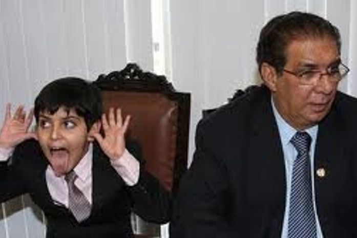 O que se esperar da educação do filho do Senador?