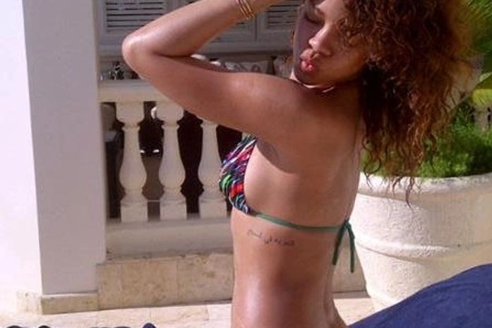 Rihanna e namorada de Chris Brown estão em 'pé de guerra'