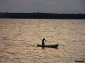 Escolha a sua Canoa e reme