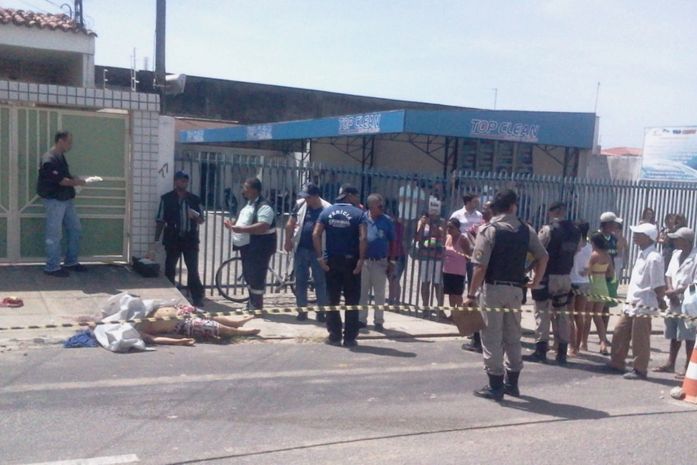 Jovem foi assassinado quando chegava ao trabalho