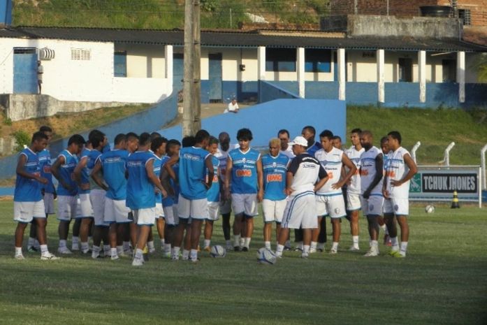 Elenco do CSa reunido.