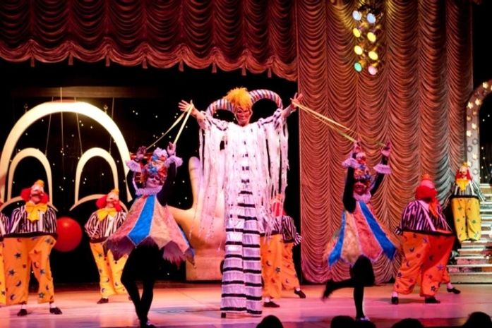 Circo Internacional Tihany faz apresentação em Maceió