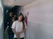 Mirela Granconato chega para audiência