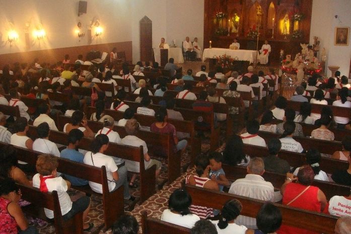Maragogi encerra comemoração religiosa com procissão e show católico