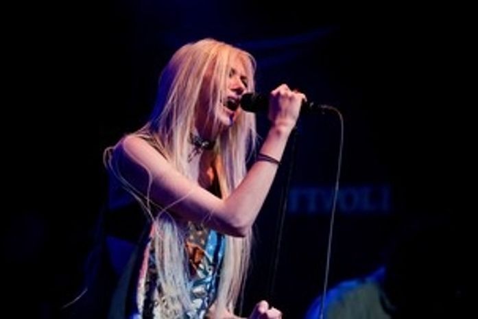 Taylor Momsen, ex-Gossip Girl, fará show no Brasil