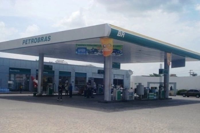 Caixa Aqui de Posto de Combustíveis é assaltado em Penedo