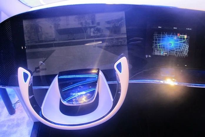 Conceito de carro do futuro tem painel interativo que mostra vídeos