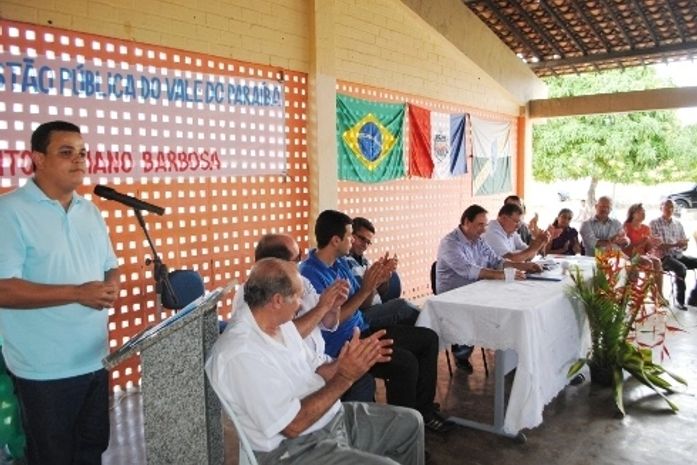 É preciso ouvir o povo e profissionalizar a gestão, diz Luciano