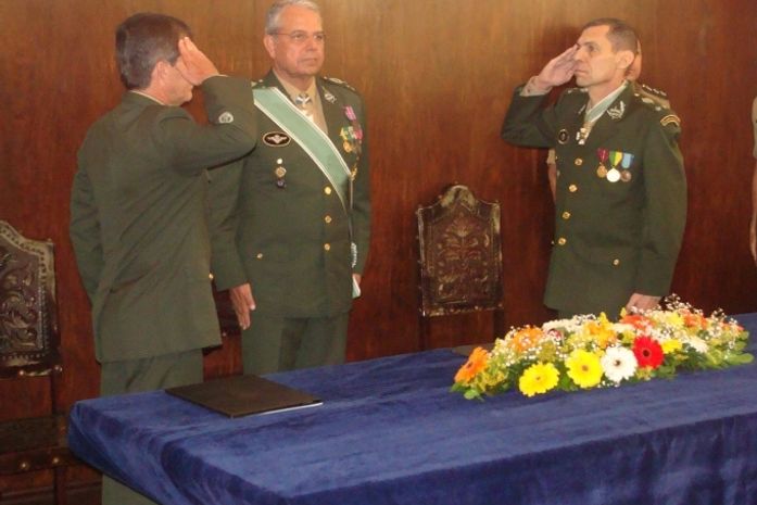 Ex-comandante do Exército em Alagoas morre no Rio