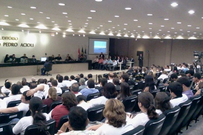 Auditório do júri do caso Ceci Cunha ficou lotado 