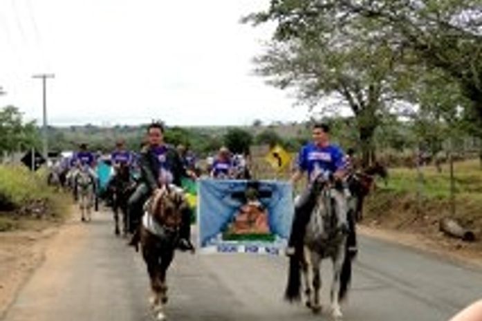 Cavalgada marca início da festa da Padroeira em Anadia