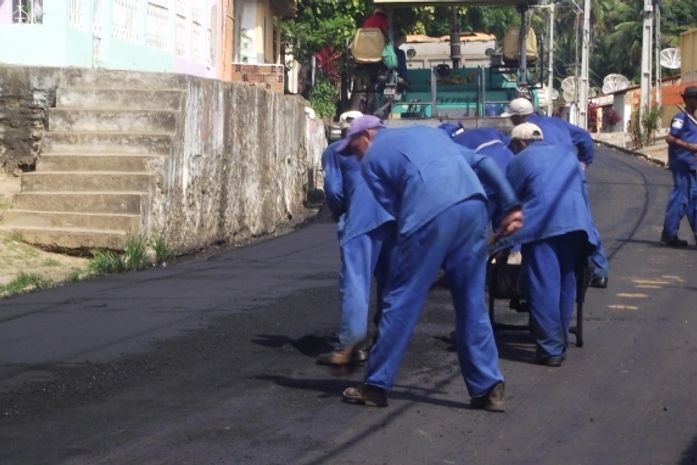 Coruripe inaugura pavimentação asfáltica da cidade e promove festa no encerramento da Campanha natal premiado.