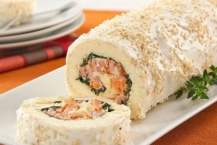 O pão-de-ló é fácil de fazer, além de ser econômico e versátil, servindo como base para pratos doces e salgados
