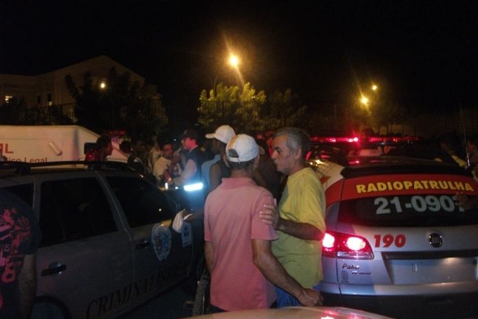 Filho de proprietário de bar no Pontal é assassinato a tiros