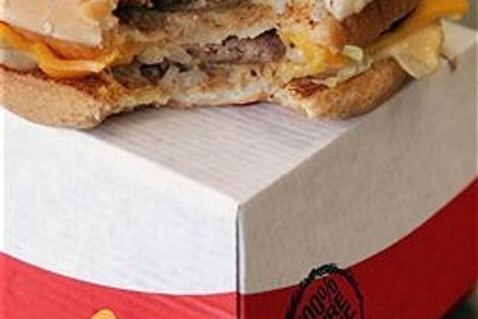 McDonald's troca receita de hambúrguer após denúncia de chef