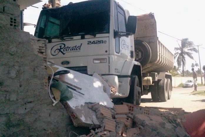 Acidente na AL -101 norte 