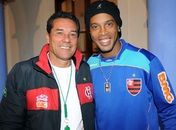 Ligação de Patricia faz R10 decretar saída de Luxa : ‘Já era, já foi’