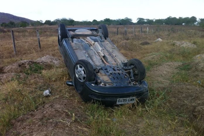 Carro onde se encontrava o juiz José Lopes Netto
