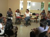 Projeto de Capacitação para Profissionais de Atendimento à Mulher Vítima de Violência é apresentado ao CREAS em encontro em Maragogi