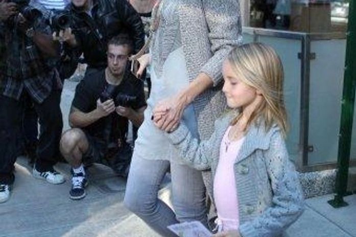 Após separação, Heidi Klum é clicada usando aliança de casamento com Seal