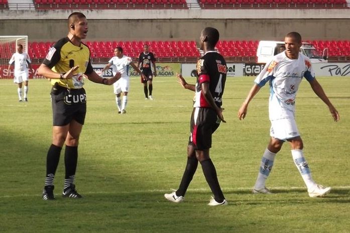 CSA 4 x 0 Corinthians Alagoano
