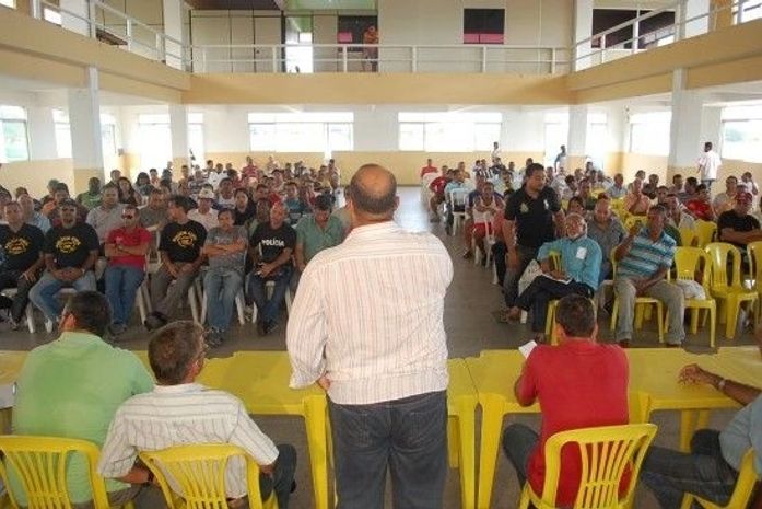 Policiais militares podem parar no Carnaval; Dário Cesár pede respeito