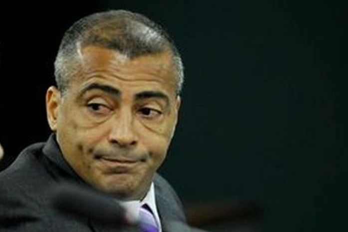 Romário reclama da lentidão na Câmara: 'Espero que tenha alguma p... para fazer'