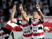 Dênis Marques comemora estreia de gala pelo Santa Cruz