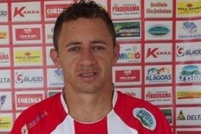 CRB apresenta oficialmente o novo reforço para o ataque Thiago Marabá