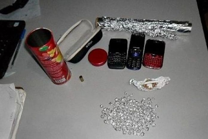 PC "estoura"ponto de venda de drogas em Palmeira