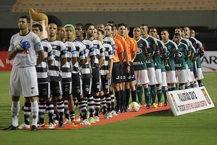 Hinos antes de jogos preocupam preparadores