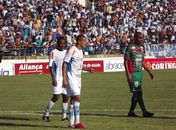 Confira a galeria de fotos da partida entre CSA e CEO no Rei Pelé