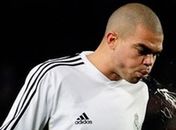 Alagoano diz que imprensa o trata como assassino, e Mou critica torcida do Real