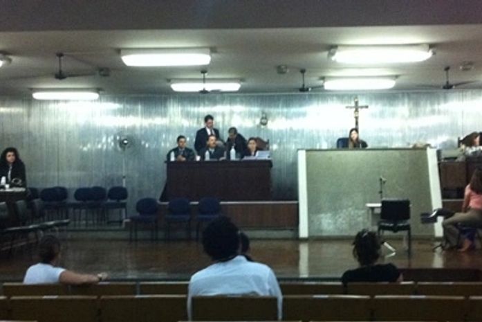 Julgamento recomeçou na manhã desta terça