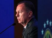 Mano convoca Seleção com R10 para amistoso contra a Bósnia