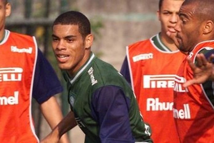 Após dispensa em SC, Lopes anuncia fim da carreira