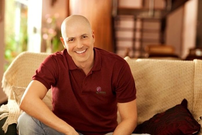 Reynaldo Gianecchini retorna aos palcos em 13 de março